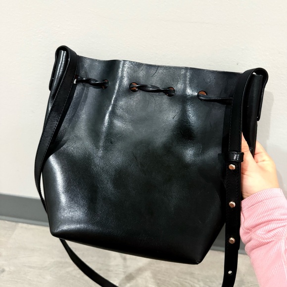 Mansur Gavriel Bucket Bag Ballerina in Black Leather - Picture 6 of 12